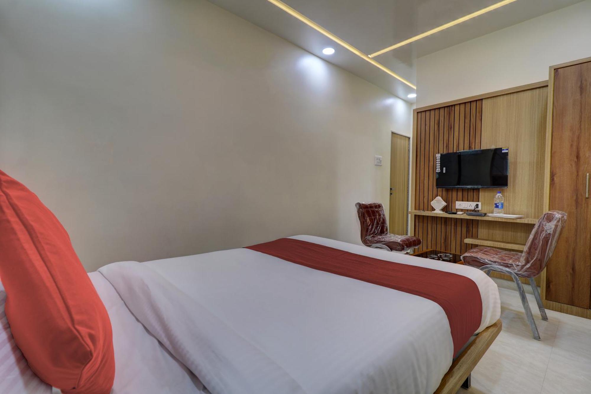 Victory Inn Turambhe Екстер'єр фото