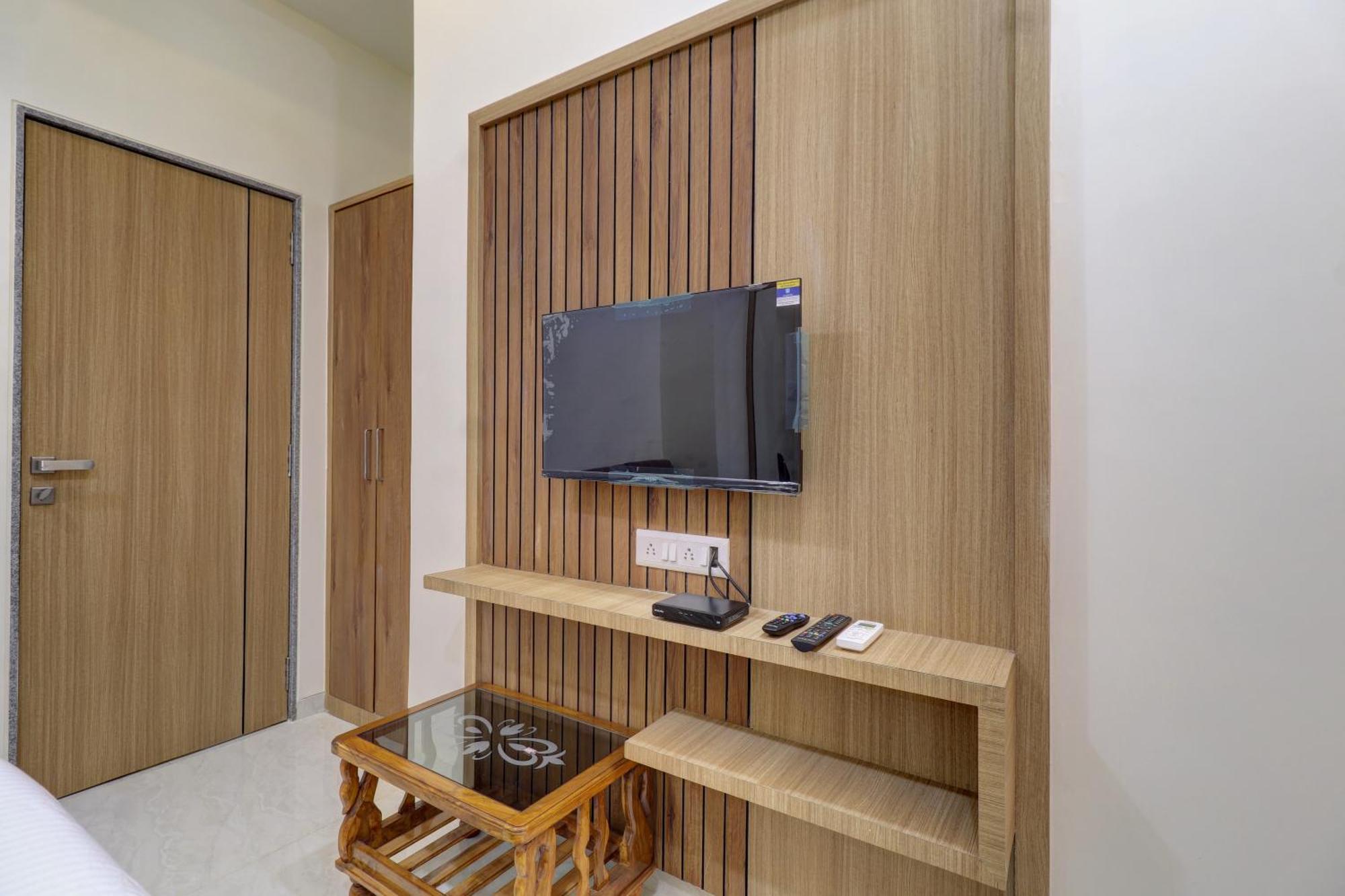 Victory Inn Turambhe Екстер'єр фото