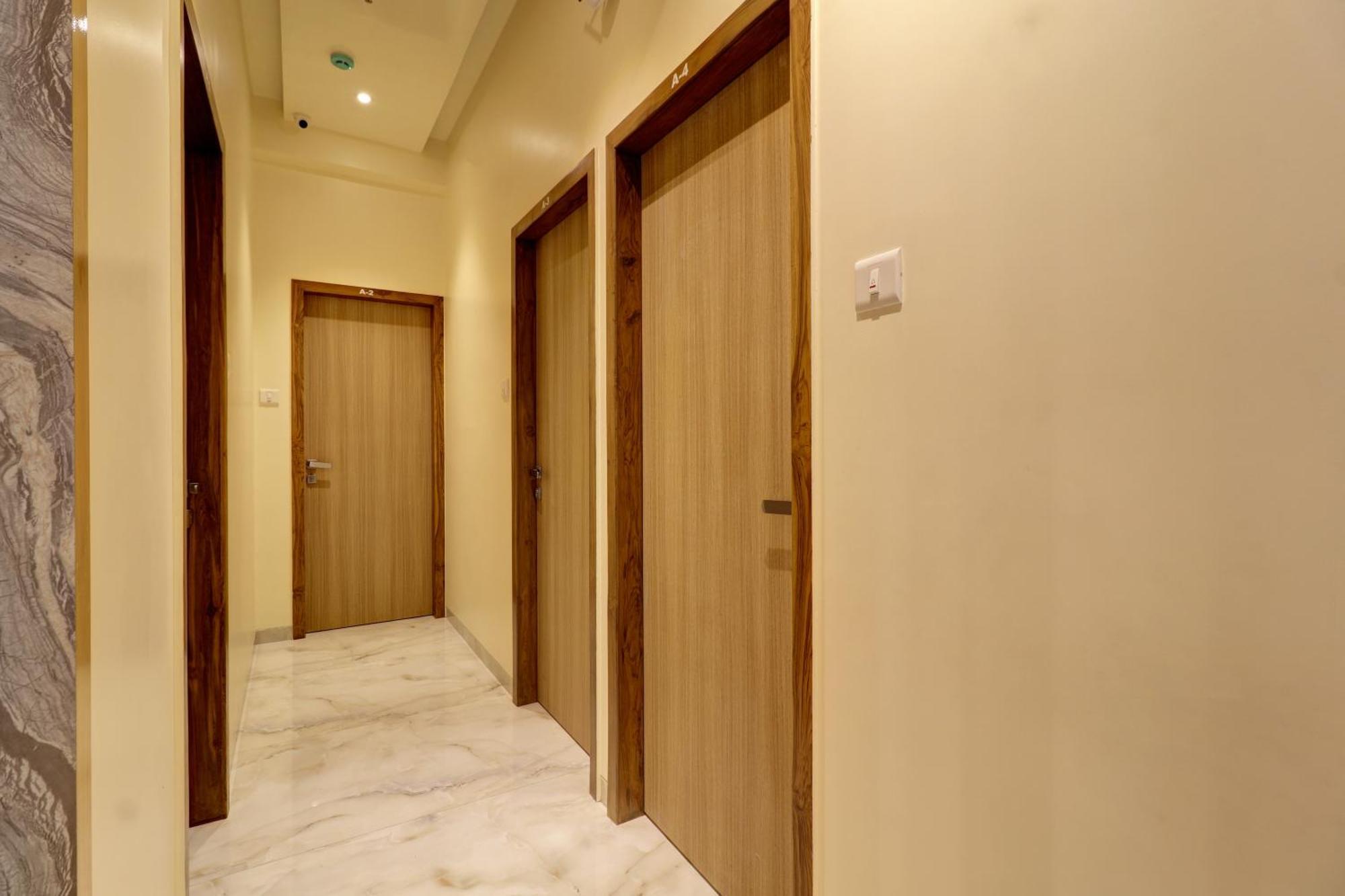 Victory Inn Turambhe Екстер'єр фото