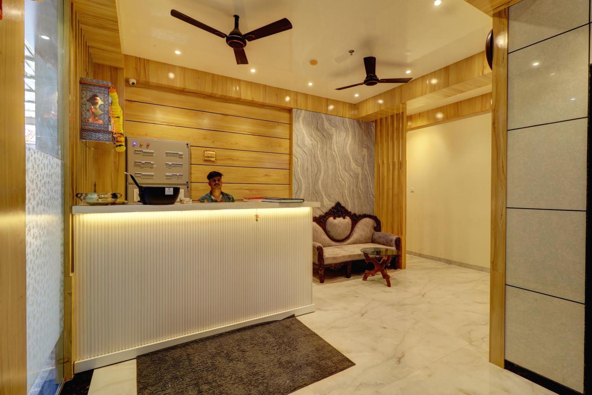 Victory Inn Turambhe Екстер'єр фото