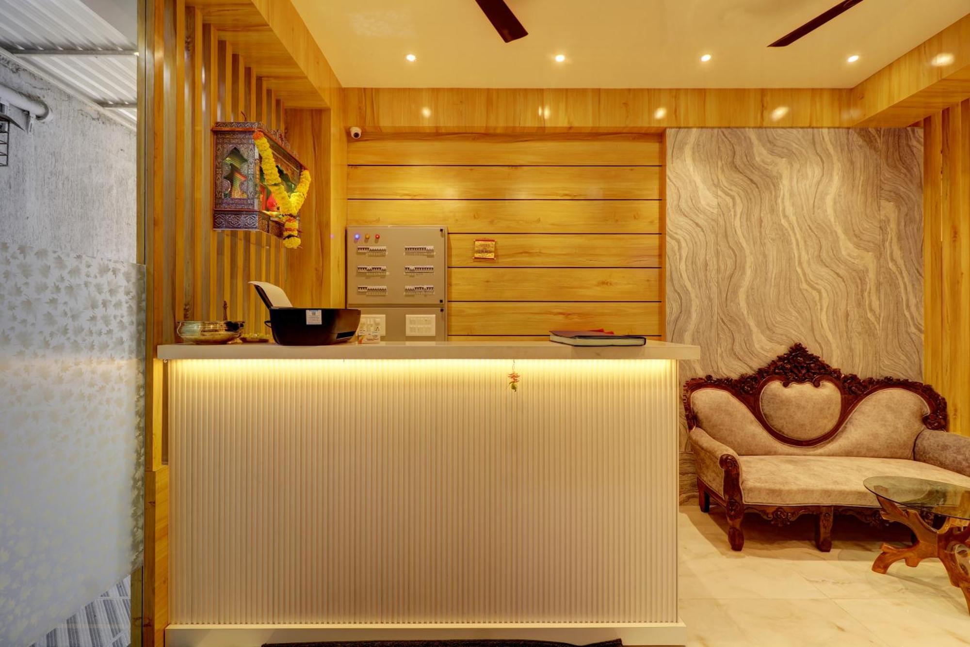 Victory Inn Turambhe Екстер'єр фото